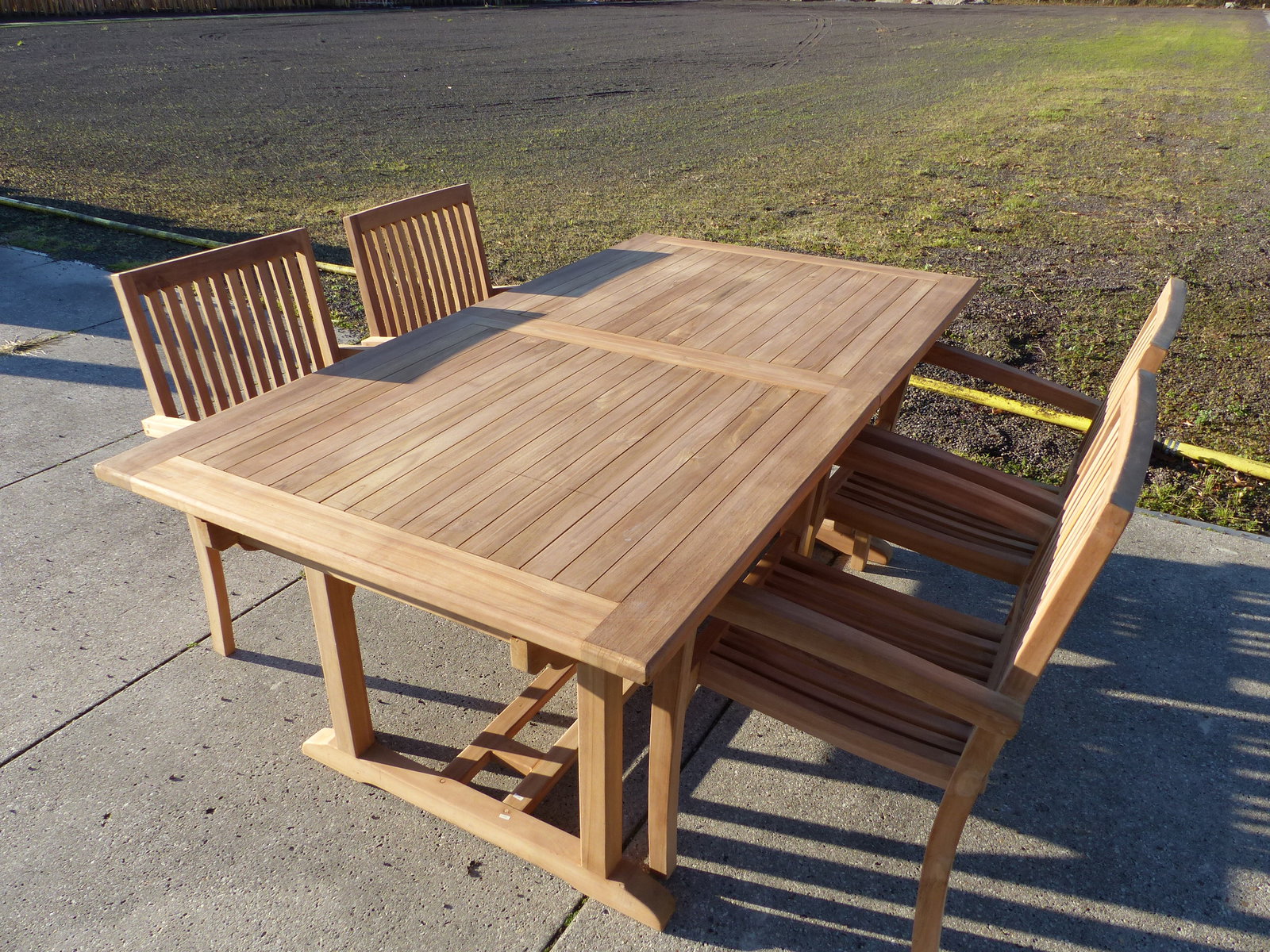 Teak Gartentisch Ausziehbar 180-240 x 100 cm Massivholz - Rechteckiger Esstisch Garten Terrasse , Höhe 78 cm