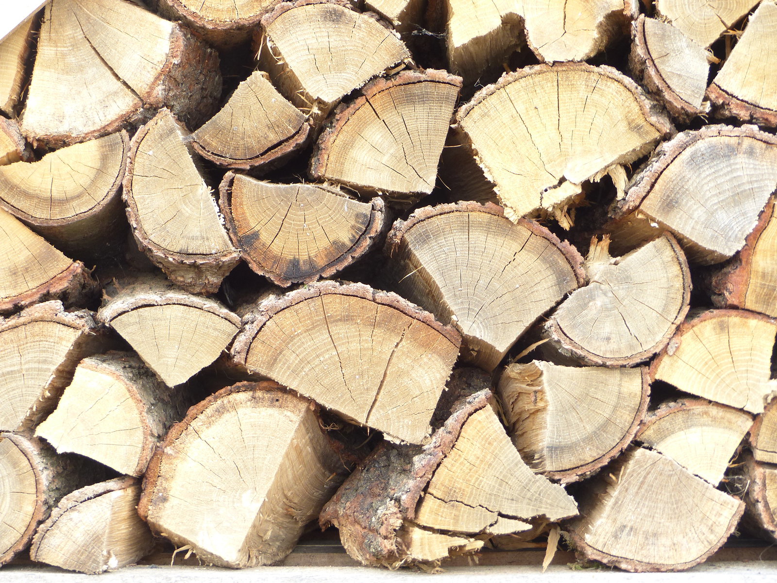 1RM ≙ 1,6 SRM Feuerholz Brennholz Kaminholz Eiche trocken Premiumqualität