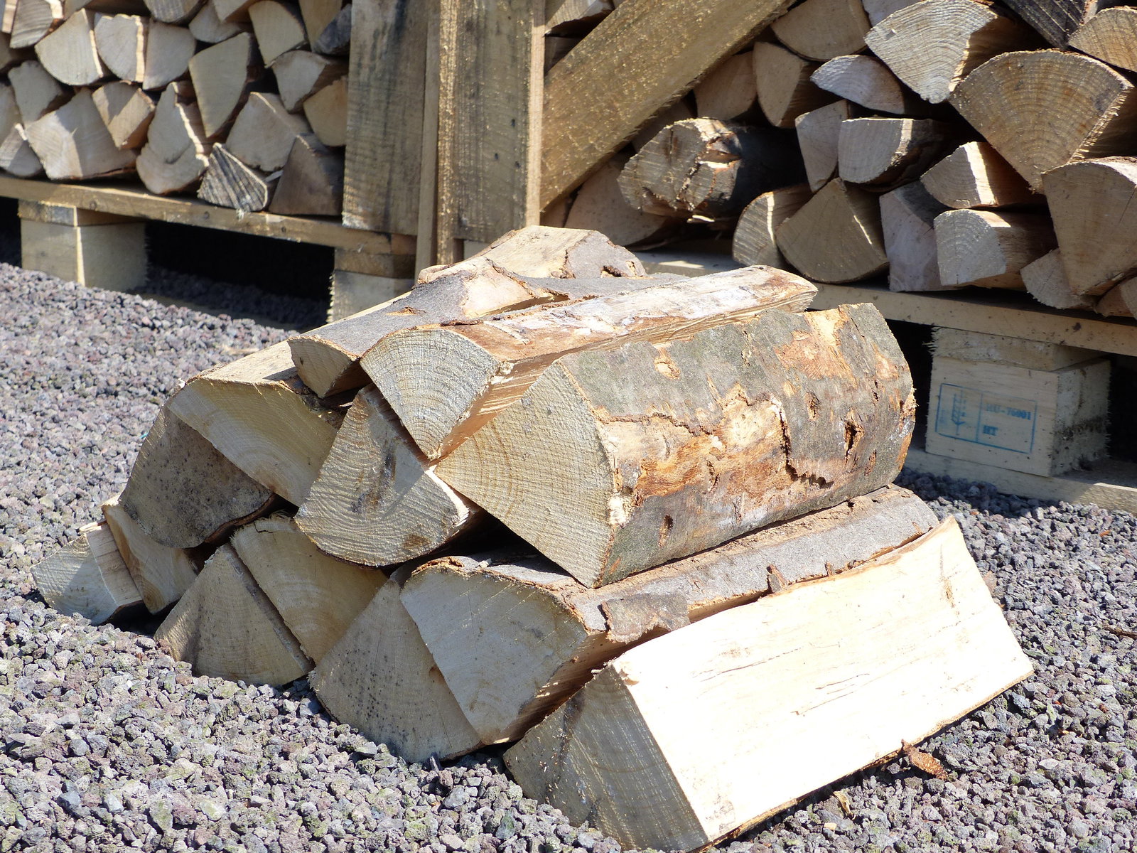 10 Kg Feuerholz Kaminholz Brennholz Buche trocken Premiumqualität 25 cm