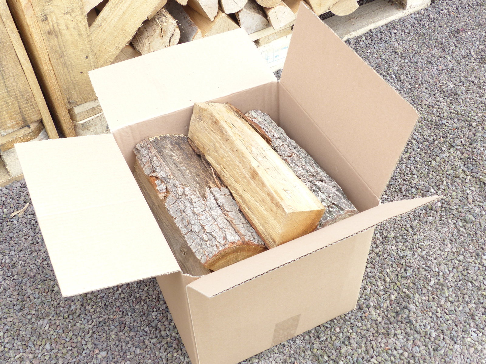 10 Kg Feuerholz Kaminholz Brennholz Eiche trocken Premiumqualität