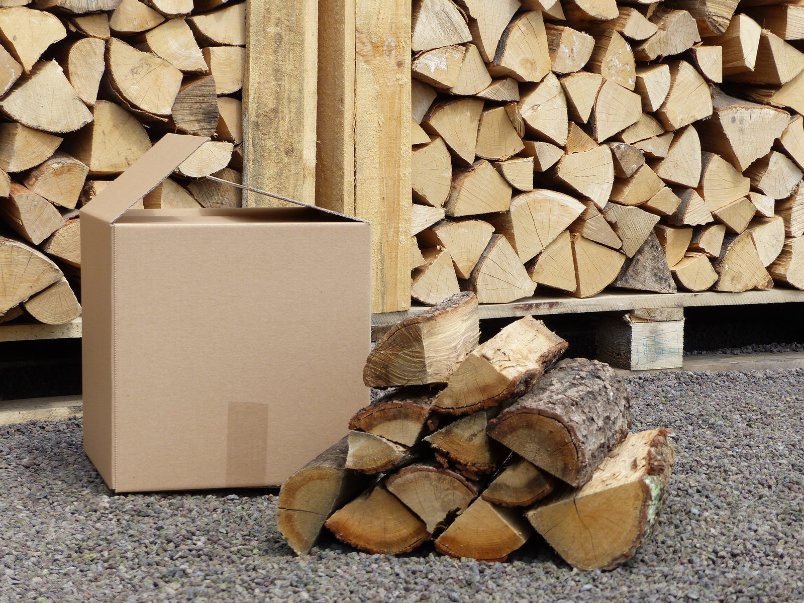 120 kg trockene Eiche, Kaminholz Brennholz Feuerholz Hartholz ca. 25 cm