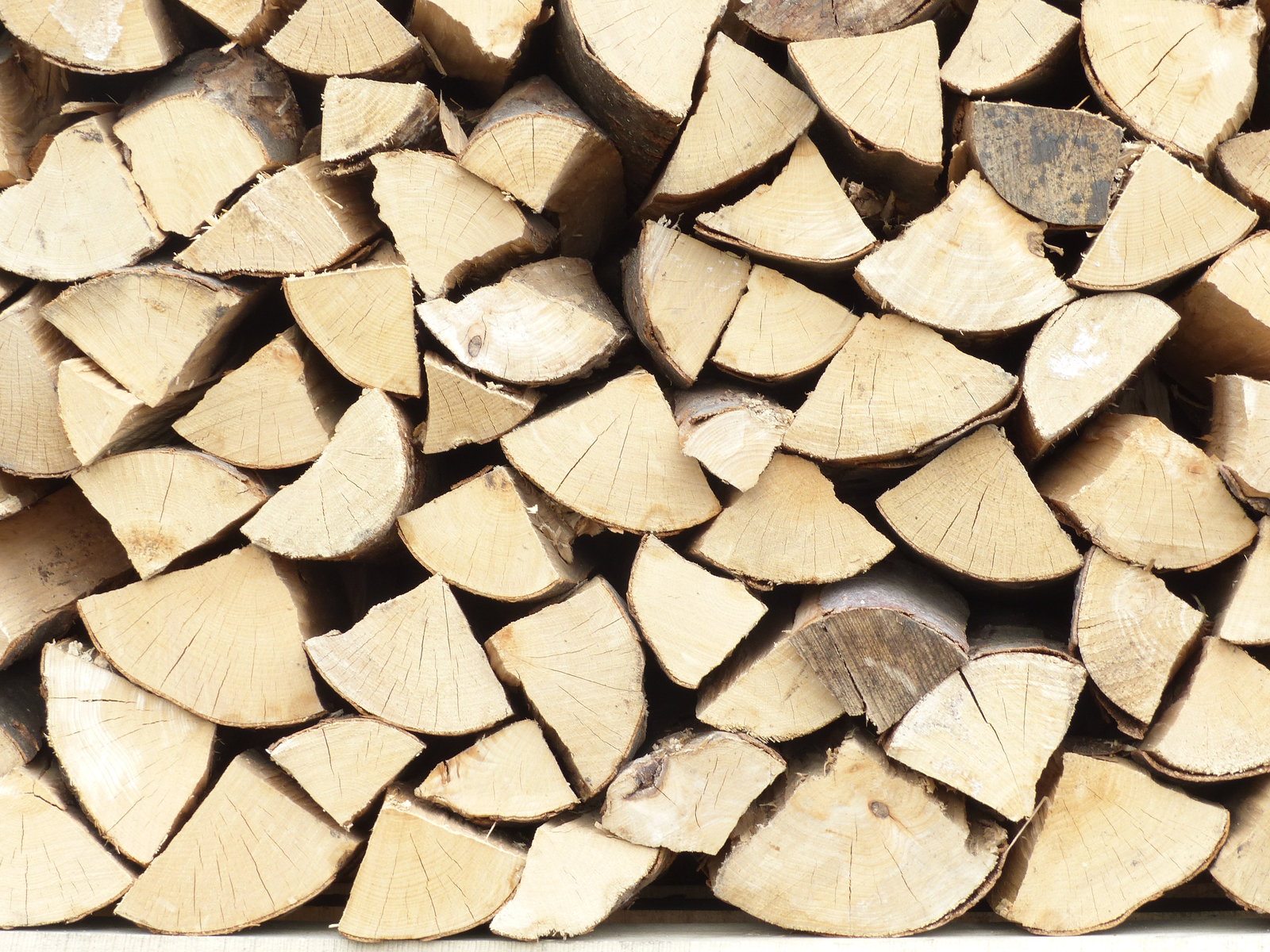 1 RM = 1,6 SRM Premiumqualität Kaminholz Brennholz Buche trocken, sofort verwendbar, 25cm
